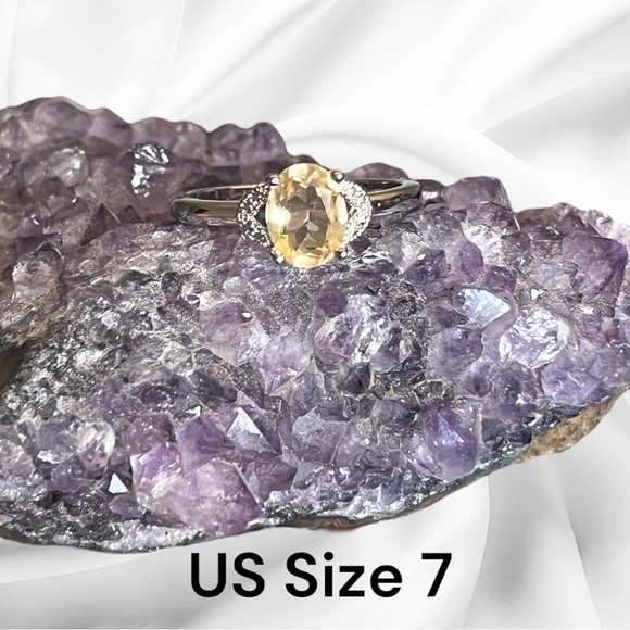 Natural Citrine Gemstone Ring - Picture 3 of 8